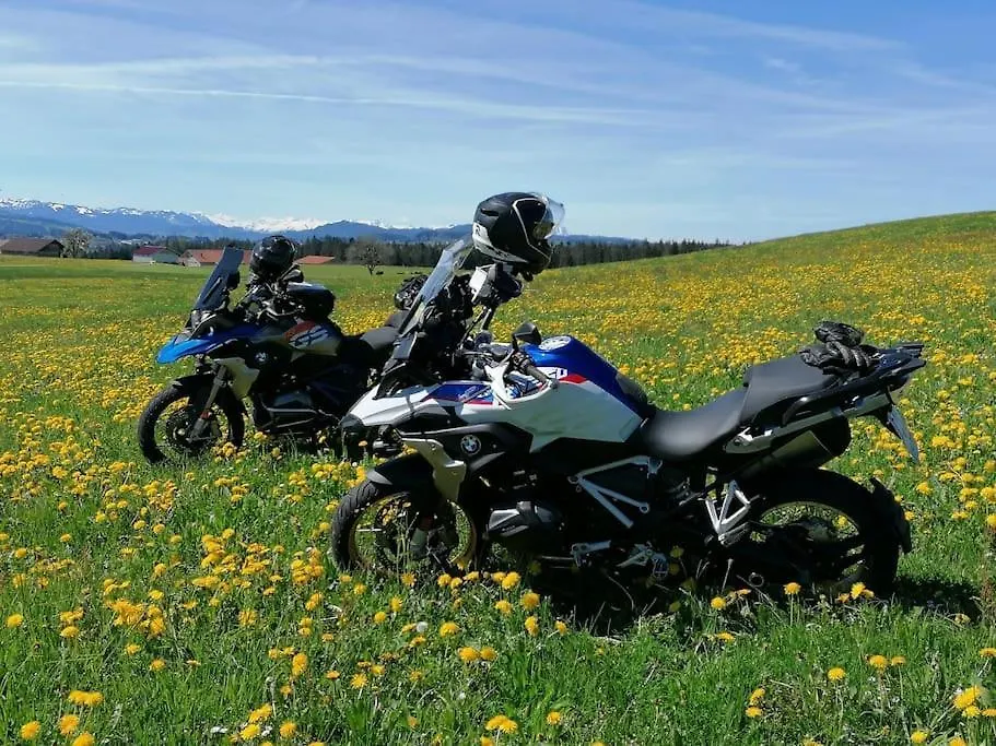 Apart Nordgrat - Buxacher Strasse 23 + Motorradvermietung Memmingen 0*,  Germany