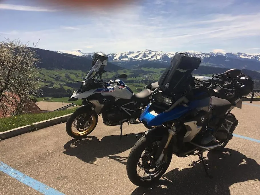 Apartment Apart Nordgrat - Buxacher Strasse 23 + Motorradvermietung Memmingen