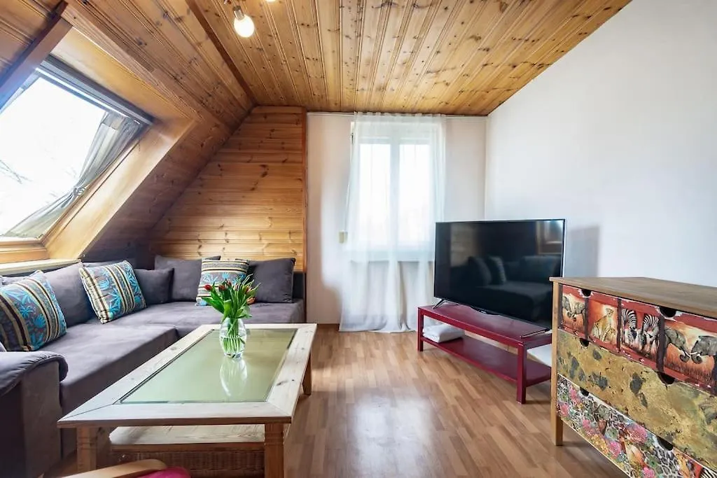 Apartment Apart Nordgrat - Buxacher Strasse 23 + Motorradvermietung Memmingen